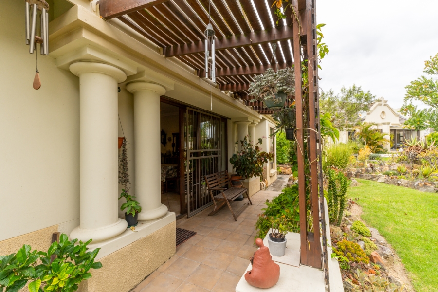 2 Bedroom Property for Sale in Blue Mountain Village Western Cape